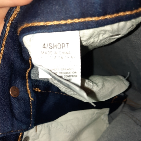 Jeans - Picture 4 of 4